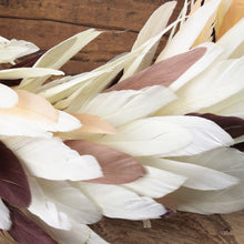 Lade das Bild in den Galerie-Viewer, Federkranz Beige Braun Dekokranz Kranz Ostern Osterdeko