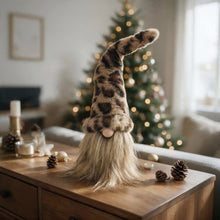 Lade das Bild in den Galerie-Viewer, Deko Wichtel Leo Muster 36 cm Stoff Weihnachtswichtel Dekozwerg