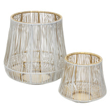 Lade das Bild in den Galerie-Viewer, 2er Set Windlicht Metall Weiß Gold modern Dekowindlicht Dekolicht Kerzenhalter Deko Balkon Terrasse Tischdeko Kerzenwindlicht