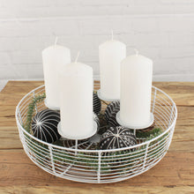 Lade das Bild in den Galerie-Viewer, Adventskranz Metall Weiß