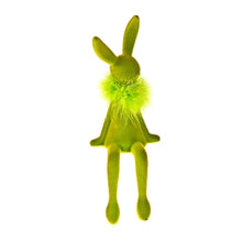 Lade das Bild in den Galerie-Viewer, Kantenhocker Osterhase Grün 25 cm Kunststoff beflockt modern Dekohase Osterdekoration Dekoration Ostern