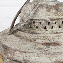 Lade das Bild in den Galerie-Viewer, Laterne Vintage grau Metall Deko-Laterne Dekolicht Garten Terrasse