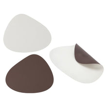 Lade das Bild in den Galerie-Viewer, 4er Set Tischset Braun Creme wendbar PVC Platzmatte Tischunterlage Dekomatte 45 x 36 cm modern