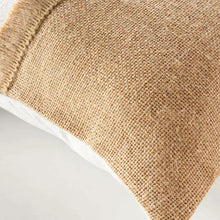 Lade das Bild in den Galerie-Viewer, Dekokissen Jute verschiede Designs