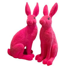 Lade das Bild in den Galerie-Viewer, 2er Set Osterhasen beflockt Pink Dekohase Hase Osterdekoration modern