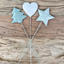 Lade das Bild in den Galerie-Viewer, 3er Set Dekostecker Grün Tanne, Stern und Herz