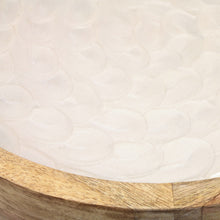 Lade das Bild in den Galerie-Viewer, Dekotablett Mangoholz Perlmutt Brau Grau Holztablett Tablett modern rund mit Griffen