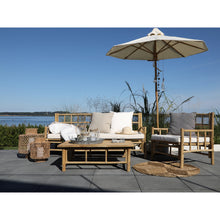 Lade das Bild in den Galerie-Viewer, Laterne Rattan geflochten Outdoor und Indoor Gartendeko