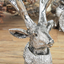 Lade das Bild in den Galerie-Viewer, 2er Set Hirschbbüste Altsilber Poly
