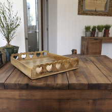 Lade das Bild in den Galerie-Viewer, 2er Set Holztablett Herz Braun 30 cm 24 cm Dekotablett mit Griff Tablett Holz Landhaus