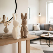 Lade das Bild in den Galerie-Viewer, Deko Osterhase mit Schleife Weiß 41 cm Dekohase Osterdeko Deko Ostern