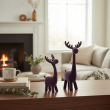 Lade das Bild in den Galerie-Viewer, 2er Set Dekorentier Lila, Purpur oder Grau modern Kunststoff Weihnachtsdeko Dekorentier