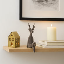 Lade das Bild in den Galerie-Viewer, Kantenhocker Lila, Pink oder Grau 20,5 cm Kunststoff modern Dekorentier Weihnachtsdeko