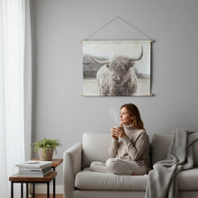 Lade das Bild in den Galerie-Viewer, Wandbild Wanddeko Highland Rind Vintage Pergamentpapier 75 x 55 cm