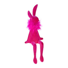 Lade das Bild in den Galerie-Viewer, Kantenhocker Osterhase Pink 25 cm Kunststoff beflockt modern Dekohase Osterdekoration Dekoration Ostern