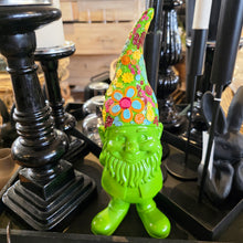 Lade das Bild in den Galerie-Viewer, Gartenzwerg Pink oder Grün modern 30cm Dekozwerg Zwerg Gartendeko Dekofigur