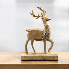 Lade das Bild in den Galerie-Viewer, Dekorentier Holz Braun Silber