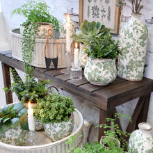 Lade das Bild in den Galerie-Viewer, 2er Set Pflanzentabletts Altweiß oval