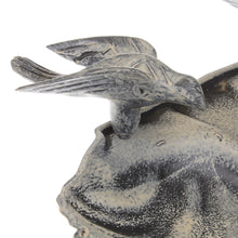 Lade das Bild in den Galerie-Viewer, Vogeltränke Kuststoff grau