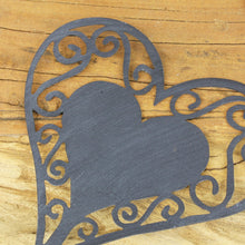 Lade das Bild in den Galerie-Viewer, 2er Set Gartenstecker Herz Schwarz Metall