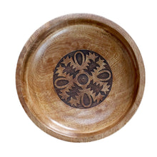 Lade das Bild in den Galerie-Viewer, Dekoschale mit Schnitzereien Holz Schale rustikal
