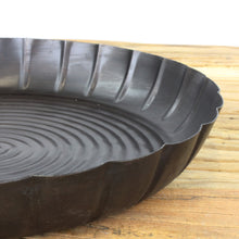Lade das Bild in den Galerie-Viewer, Dekotablett Metall Schwarz 34 cm