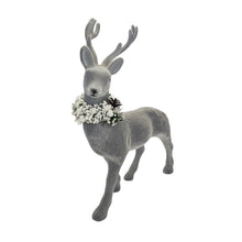 Lade das Bild in den Galerie-Viewer, Dekohirsch Grau Kunststoff beflockt Dekofigur Weihnachten Winter Hirsch Deko