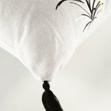 Lade das Bild in den Galerie-Viewer, Dekokissen Palmen Beige Schwarz Gold