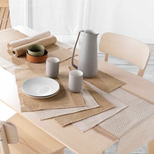 Lade das Bild in den Galerie-Viewer, Tischläufer Jute Hellbraun 140 x 35 cm