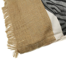 Lade das Bild in den Galerie-Viewer, Dekokissen Zebra oder Zebra