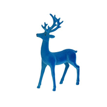 Lade das Bild in den Galerie-Viewer, Deko Rentier Blau Rosa oder Rot 29 cm Dekofigur modern