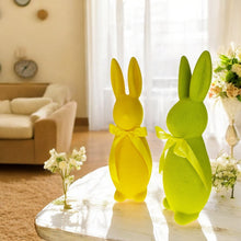 Lade das Bild in den Galerie-Viewer, Osterhase bunt modern Dekohase Hasenfigur Hase Ostern Dekofigur Gelb Rosa oder Grün