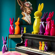 Lade das Bild in den Galerie-Viewer, Hase mit Krone beflockt Magenta oder Orange