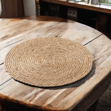 Lade das Bild in den Galerie-Viewer, 4er Set Platzset Stroh Braun