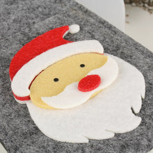 Lade das Bild in den Galerie-Viewer, Bestecktasche Filz grau - Rentier & Santa Set mit 4