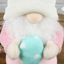 Lade das Bild in den Galerie-Viewer, Osterhase Wichtel mit Ei