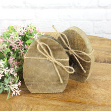 Lade das Bild in den Galerie-Viewer, 2er Set Deko Oster Holzei 13 cm