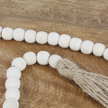 Lade das Bild in den Galerie-Viewer, Girlande Holzperlen Natur