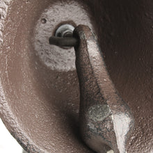Lade das Bild in den Galerie-Viewer, Wandglocke Gußeisen Antikrost