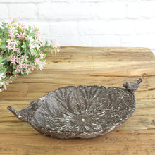 Lade das Bild in den Galerie-Viewer, Vogeltränke/Futter, Metall braun