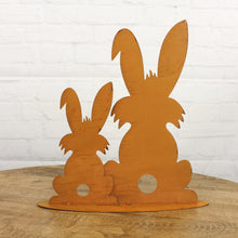 Lade das Bild in den Galerie-Viewer, Deko Osterhasen Rost Metall