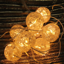 Lade das Bild in den Galerie-Viewer, Lichterkette Acryl-Ball silber