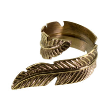 Lade das Bild in den Galerie-Viewer, 6er Serviettenringe Feder Messing gold