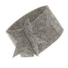 Lade das Bild in den Galerie-Viewer, 8x Serviettenringe Filz Stern, hellgrau & dunkelgrau