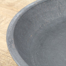 Lade das Bild in den Galerie-Viewer, Dekoteller tief aus Blech anthrazit