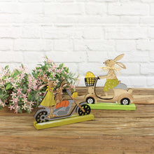 Lade das Bild in den Galerie-Viewer, Hase auf Scooter, 2er SET, Holz