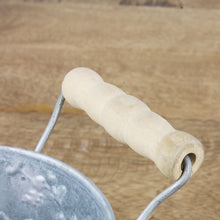 Lade das Bild in den Galerie-Viewer, Pflanzkübel