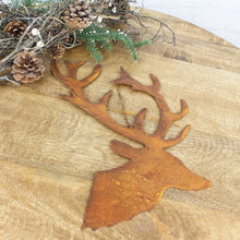 Lade das Bild in den Galerie-Viewer, Dekohänger Hirsch rostfarben