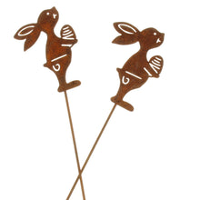 Lade das Bild in den Galerie-Viewer, Pflanzenstecker Rost Osterhase mit Ei 2er Set