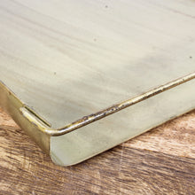 Lade das Bild in den Galerie-Viewer, Tablett Metall altgold 31 cm